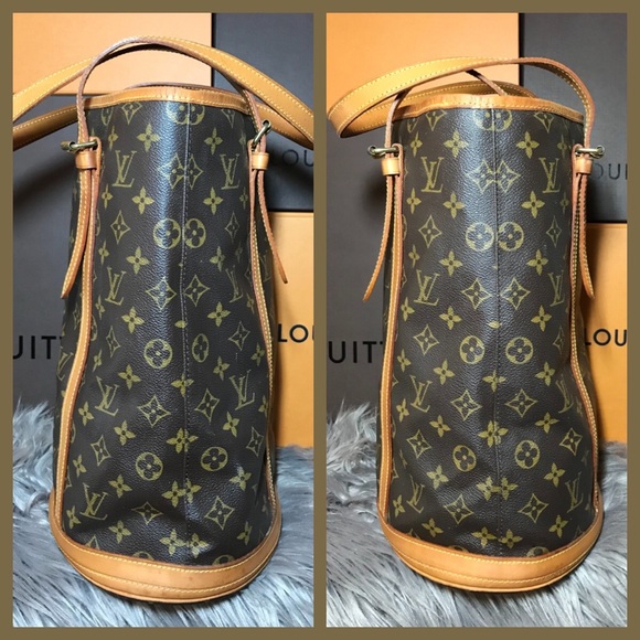 ❌Sold!Authentic Louis Vuitton Bucket GM #AR0957 - Picture 2 of 14